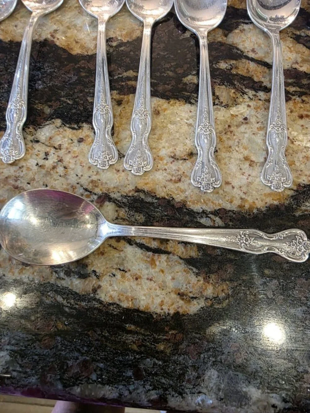 WM Rogers Mfg Co Extra Plate Replacements Roses 8 Teaspoons 1 Soup 1 Butter Knf